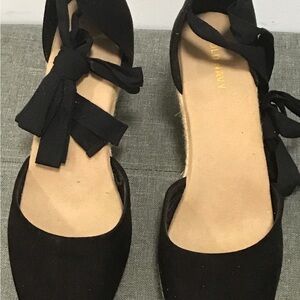 Old Navy Women's Black Ballet Flats